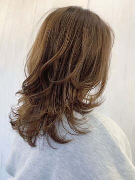 リアンバイアリュール(Lian by Allure) 《Lian by Allure》小田桐 潤 レイヤードミディアム