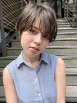 ミィ 表参道(mee.)&nbsp;【mee.】ハセガワヒトシ　エッジショートアッシュベージュカラー