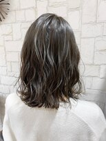 ニコア 千葉(nicoa)&nbsp;シルバーグレージュ/大人かわいい/大人巻き[千葉/千葉駅]