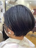 ショートボブ