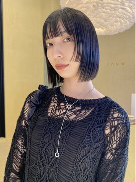 スニュウ(snuw) ケアカラーボブ小顔カット