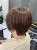 明るい白髪染め×ショートボブ