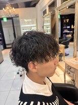 アイズ 海老名(AIZU) ツイストスパイラルパーマ アイロン風パーマ マッシュパーマ