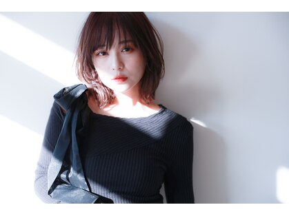 ジェニーバイメノン(JENNIE by Menon)の写真