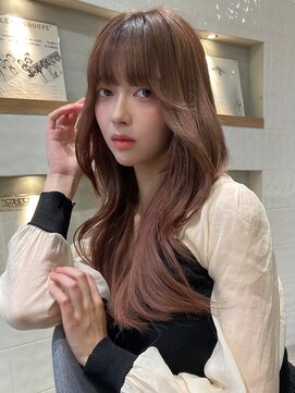 エヌアイ オモテサンドウ(ni omotesando) ☆春のまろやかピンクベージュ レイヤーカット☆