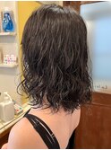 原宿スパイラルパーマ黒髪ウェーブカールレイヤーカット20代30代
