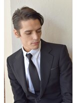 ヨナサン(Yona Saint) メンズカットでつくる、清潔感と色気の関係