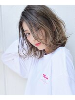 キアラ(Kchiara) 夏スタイルの軽やかミディ/デジタルパーマ/グレージュ