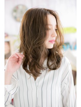 ミック ヘアアンドビューティー 大山店(miq  Hair&Beauty) アンニュイムードの、大人美人センターパートa