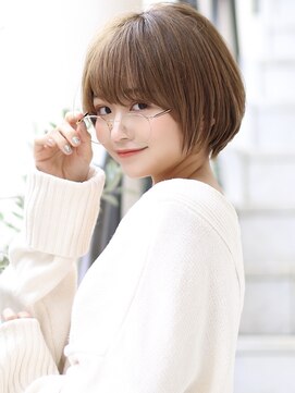 アンド ストーリーズ(&STORIES) ショートボブ髪型20代30代40代アッシュ愛されボブ