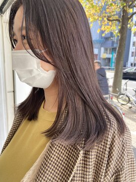 インビテーション(invitation) 柔らかラベージュ・アッシュバイオレット