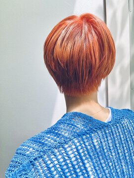 ビューティブロー ビービー(Beauty Blow B.B) ピンクアプリコットマッシュショートダブルカラーデザインカラー