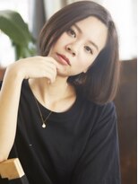 チャチャブラン アミー(cha-cha Blanc Amie)&nbsp;サラツヤで小 顔 効果抜 群のショートボブ♪