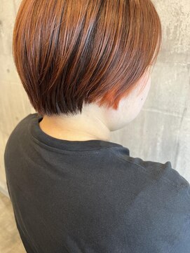 アーチ(ARCH) ショートヘア×インナーカラー