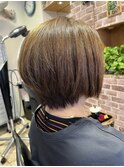 ショートボブ