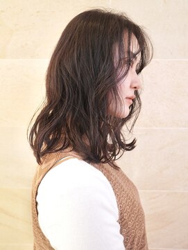 ビュートリアム265(BEAUTRIUM 265) ミディアムボブ/ロブ/ウェーブパーマ/アッシュ/黒髪/銀座