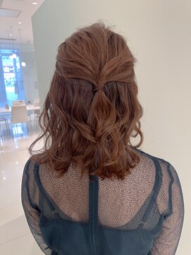 アヴァンスクロス あべのルシアス店(AVANCE.CROSS) ハーフアップ