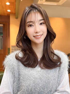 シア(sia) 韓国ヘア/くびれヘアー/レイヤーカット