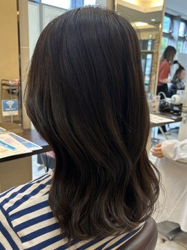 アルターリアン(aL ter LieN) ブルーグレージュ/グレージュアッシュ/ぱっつん前髪/千葉  林