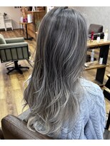 グリ(gris) バレイヤージュ