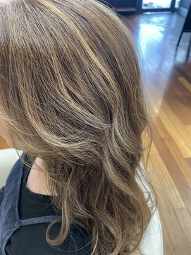 サラ 徳山店(SARA) 白髪染めでも明るくハイライトもできます