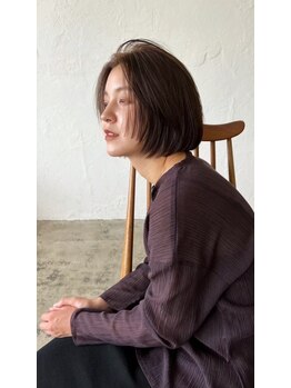 カフネ ジュントス ヨロ(Cafune' juntos YOLO)の写真/グレイカラーでも明るく染まる◎髪と頭皮に優しいカラー剤を使用し、あなたに合った色味を提案♪