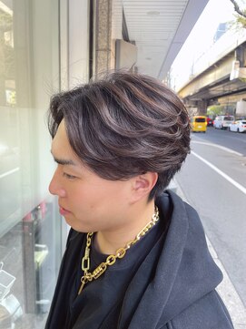 メンズサロン キング 梅田店(Men’s salon K!ng) ホワイトメッシュ/ツイスト/ツイスパ/パーマ/メンズ/眉毛