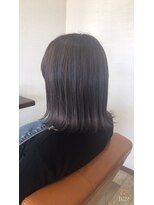 ルッソ チアロ(Lusso chiaro)&nbsp;透明感グレージュ/切りっぱなしミディアム/30代/40代/50代