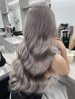 ラピス 新宿(Lapis)&nbsp;シルバーグレージュ/ハイトーン/ケアブリーチ/髪質改善