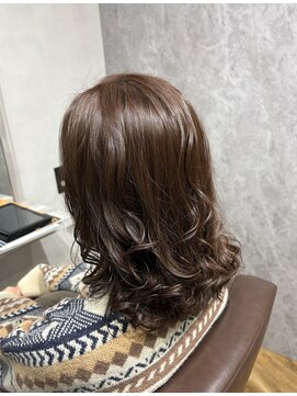 プーパ ヘアーユニ(pupa hair uni) 軽やかウェーブ