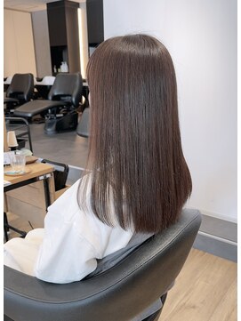 アンジュールリバティー(UN JOUR LIBERTY) 絶妙カラーロブ