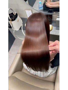 ユアーズ ヘアー 新宿EAST(youres hair) 髪質改善トリートメントで叶う美髪ストレート レイヤーカット