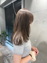 アヴェル 自由が丘(Avelle)&nbsp;艶感ベージュのレイヤーロング