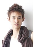 髪質を選ばないモヒカン風ツーブロックショート