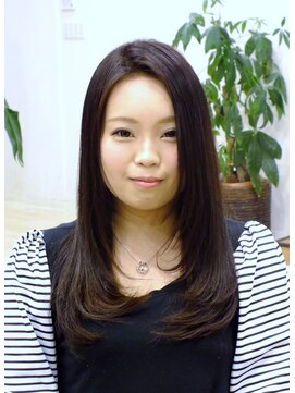 マリブ ヘアリゾート 伊勢崎本店(malibu hair resort) サラツヤロング/艶感/サラサラ/ストレートロング/ロングヘア