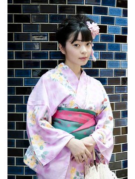 エッチ美容室 本店 浴衣着付　アップスタイル