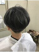 マニッシュショートネイビーカラー黒髪小顔ワンサイドショート