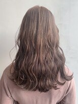 アイティー バイ アルバム 中野店(IT by ALBUM) ミルクティーベージュ_耳かけウェーブパーマ_ba290921