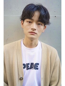 トレイル バイ ローバー(trail by ROVER) センターパート ゆるめパーマ