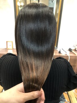 リバレッジ 広尾(Leverage) 紙質改善美髪エステ【ウルトラコース】