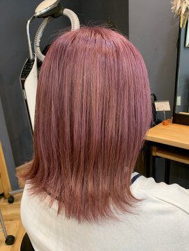 アルター(aL ter) 淡いピンクベージュ