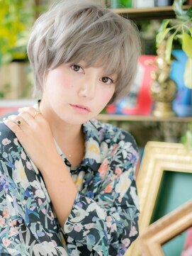 カバーヘア ブリス 志木南口駅前店(COVER HAIR bliss) ■アディクシーカラーで作る★シルバー☆志木10代20代30代