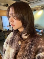 ノラジャーニー(NORA Journey) 【あきら】ミディアムレイヤーカットハッシュカットオリーブ