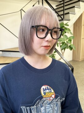 ミリ(mm) レイヤーボブ ハイトーンベージュカラー 髪質改善 仙台