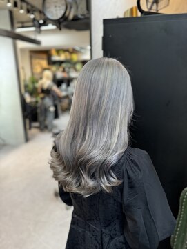 ヴァイス 渋谷店(VAICE) ハイトーンカラー/ブリーチカラー/シルバーグレー