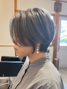 リシェア(re.share) オリーブグレージュ/くびれショート/40代ショート