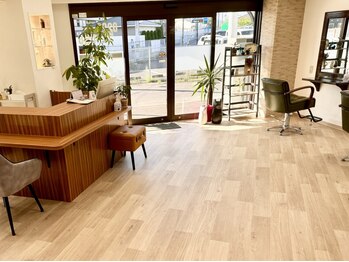 エスモード(S mode)の写真/お客様との時間を大切にしたいから…。少人数制だからこその丁寧な接客と施術で満足度◎の仕上がりに。