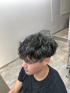 レーヴバイリコ 三軒茶屋(Reve by liko) スペインカール/メッシュ/ハイライト/三軒茶屋