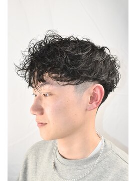カズミ(KAZMI) 波巻きスパイラルパーマ