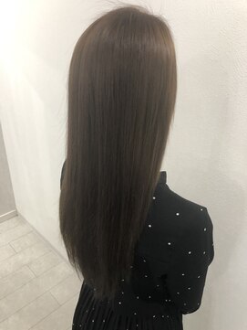 ヴィルーチェ(ViLuce) ViLuceうるつやカラーのロングストレート♪